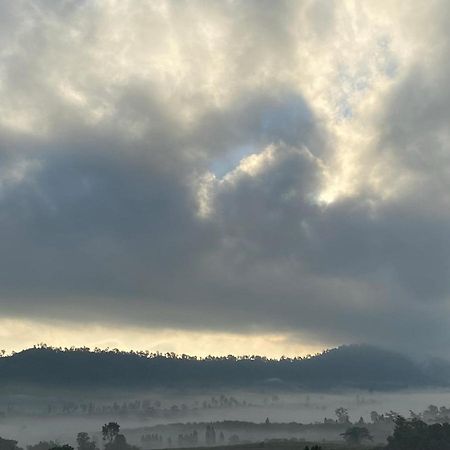 Ban Phu Hi ภูคำฮ้อมคลิฟฟ์ลอดจ์ แอนด์ โฮมสเตย์ Phu Come Home Cliff Lodge & Homestay מראה חיצוני תמונה