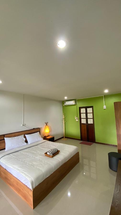 Ban Phu Hi ภูคำฮ้อมคลิฟฟ์ลอดจ์ แอนด์ โฮมสเตย์ Phu Come Home Cliff Lodge & Homestay מראה חיצוני תמונה