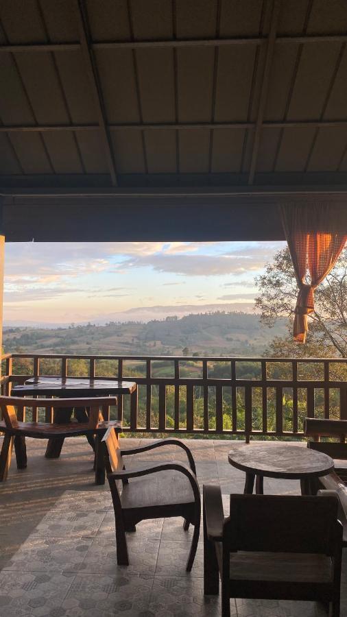 Ban Phu Hi ภูคำฮ้อมคลิฟฟ์ลอดจ์ แอนด์ โฮมสเตย์ Phu Come Home Cliff Lodge & Homestay מראה חיצוני תמונה